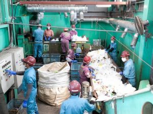 容器包装プラスチック設備でのお仕事